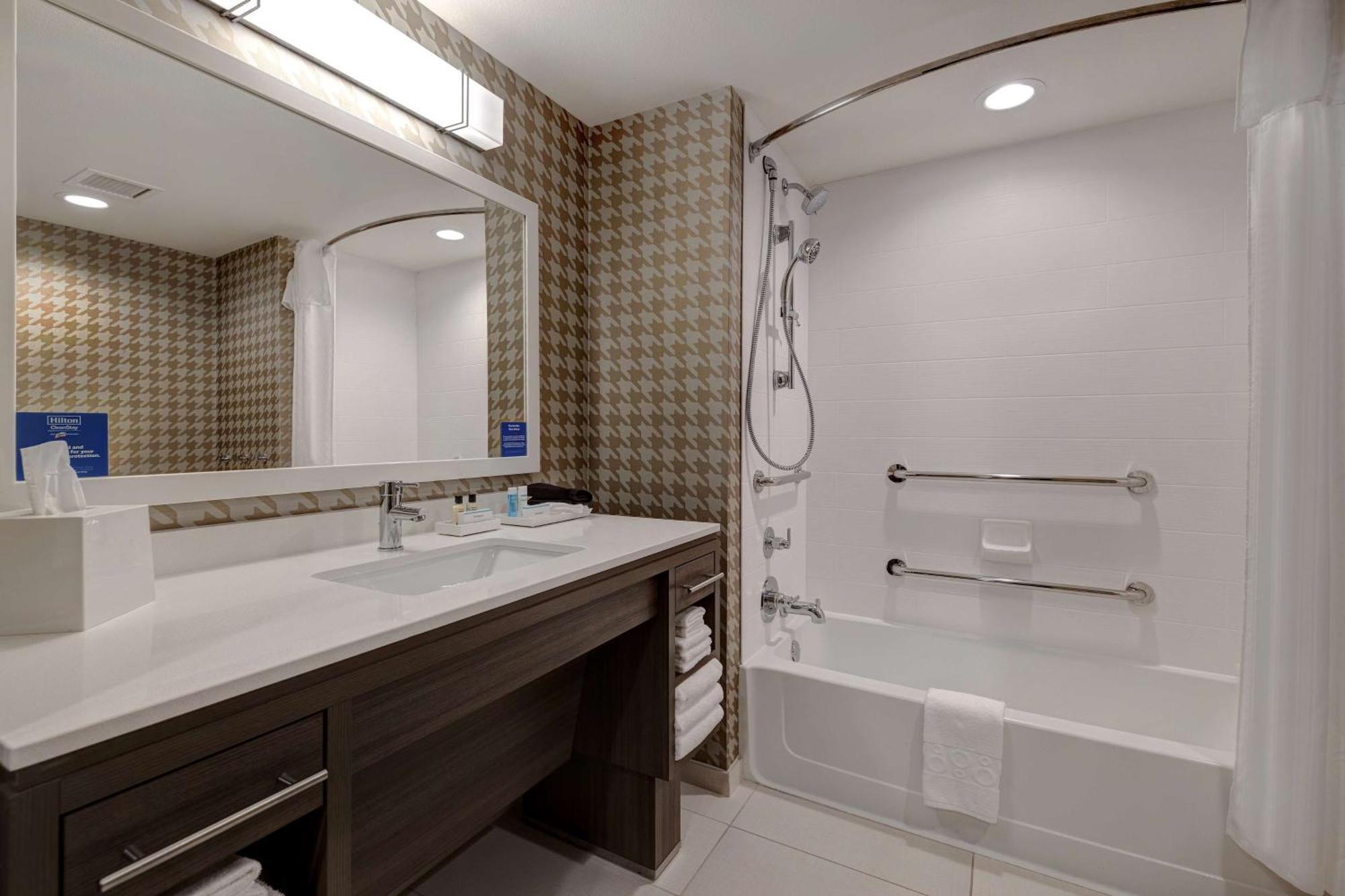 Home2 Suites By Hilton ДеКалб Екстериор снимка
